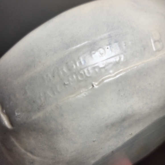 Salt marsh pottery botanical flower bowl handpainted darthmouth Mass. signed - Picture 9 of 9